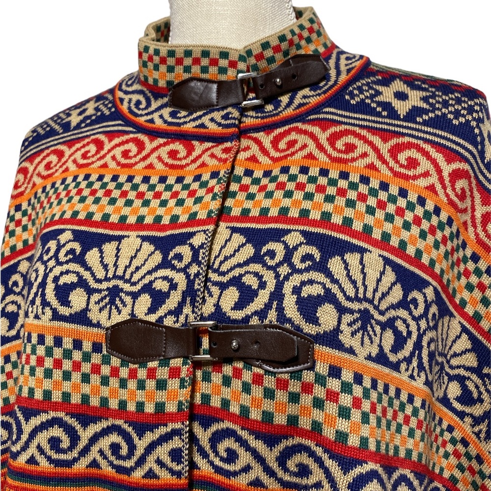 Punt Roma Multi Colored Geometric Knit Pincho - Picture 10 of 12